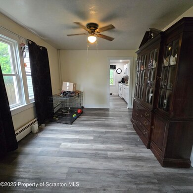 612 Ferdinand St, Scranton, PA 18508 - photo 2