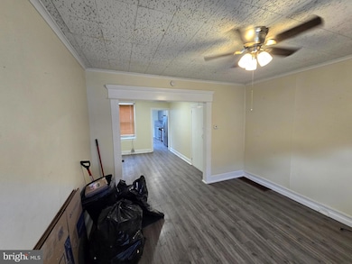 330 Moss St, Reading, PA 19604 - photo 3