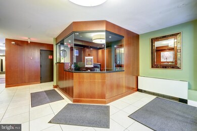 The Newport unit 1008, Washington, DC 20036 - photo 4