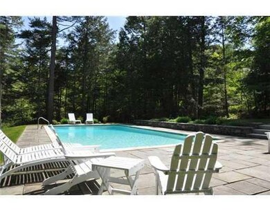 Swimming Pool/Hot Tub/Sauna.
