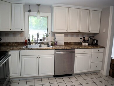 12 Tecumseh Rd, Sagamore Beach, MA 02562 - photo 4