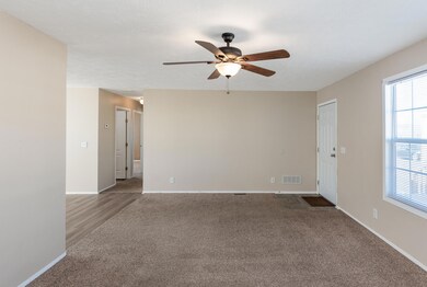 3_Living Room-3 (1)