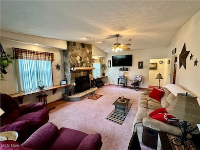 1515 Swigart Rd, Barberton, OH 44203 - photo 4