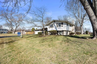 6617 Mellow Wood Ln, West Bloomfield, MI 48322 - photo 4