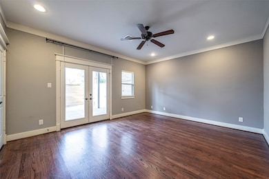 1032 Dunbar St, Houston, TX 77009 - photo 3