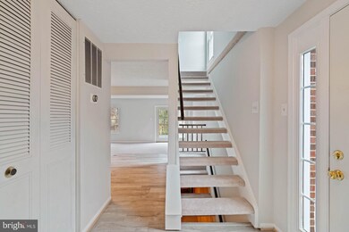 15097 Mill Spring Dr, Dumfries, VA 22025 - photo 4