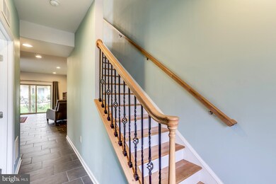 7248 Winding Hills Dr, Hanover, MD 21076 - photo 4