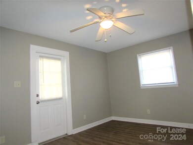 130 E Debbie Ln, Statesville, NC 28625 - photo 6