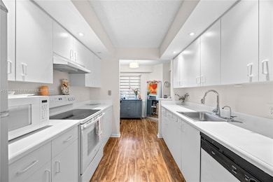 801 SW 138th Ave unit 404E, Pembroke Pines, FL 33027 - photo 2