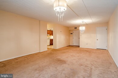 10906 Valley Forge Cir, King of Prussia, PA 19406 - photo 5