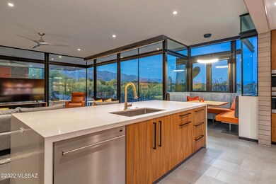 Kitchen Center Island