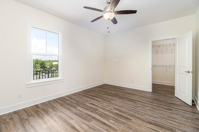 3 bed 4 bath-12