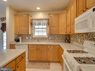 4037 White Haven Dr, Dumfries, VA 22026 - photo 7