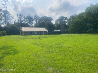 1026 S Ryan Ave, Basile, LA 70515 - photo 4
