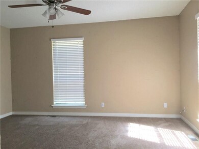 800 Lapwing Rd, Edmond, OK 73003 - photo 7