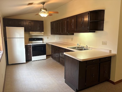 175 Plummer Ave, Neenah, WI 54956 - photo 6