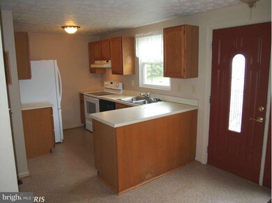 9224 Pirates Cove, Columbia, MD 21046 - photo 2