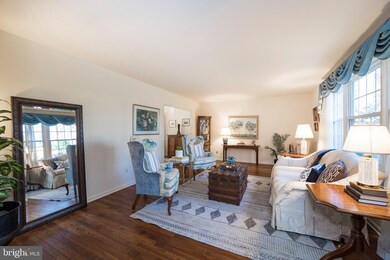 1044 Edgewood Chase, Glen Mills, PA 19342 - photo 5