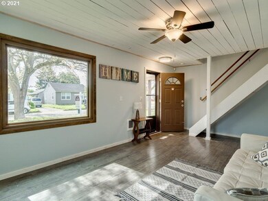 437 25th Ave, Longview, WA 98632 - photo 3