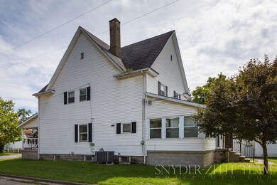 526 N Hudson St, Lowell, MI 49331 - photo 4