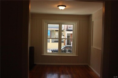319 N Franklin St, Allentown, PA 18102 - photo 3