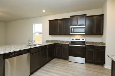 10777 Castle Rock Dr, Cleveland, TX 77328 - photo 2