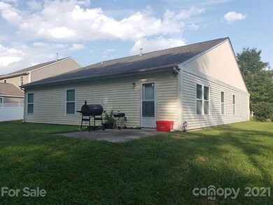 1103 Valley St, Statesville, NC 28677 - photo 4