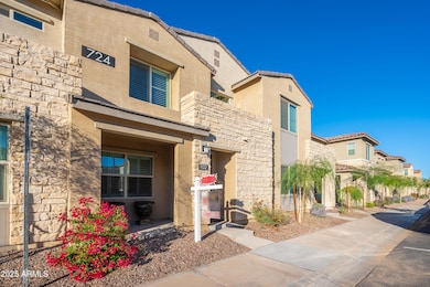 724 E Lark St unit 102, Gilbert, AZ 85297 - photo 3