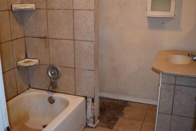 1903 Kulp Ave, Elkhart, IN 46517 - photo 6