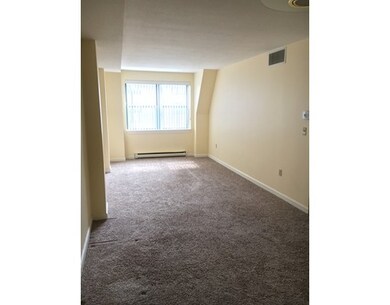 The Vicomte unit 504, Allston, MA 02134 - photo 2
