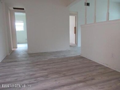 7655 Falcon St, Jacksonville, FL 32244 - photo 2