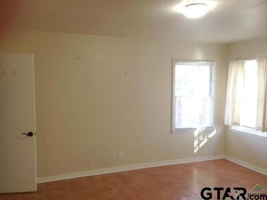 525 Beechwood Dr, Tyler, TX 75701 - photo 7