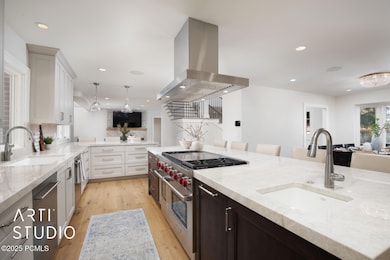 2508 E Murray Holladay Rd, Holladay, UT 84117 - photo 2