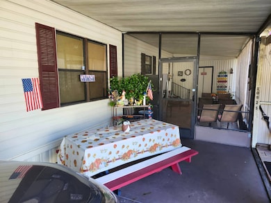 10825 Chanda Loop, Riverview, FL 33569 - photo 6