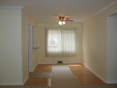 2923 W Rosemont Ave unit 1W, Chicago, IL 60659 - photo 3