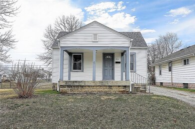 211 N 19th Ave, Beech Grove, IN 46107 - photo 2