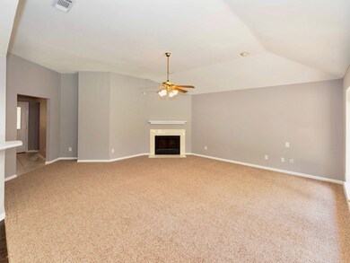 9478 Carmalee St, Houston, TX 77075 - photo 6