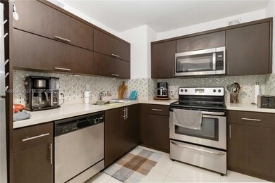Arlen House unit 2014, Sunny Isles Beach, FL 33160 - photo 3