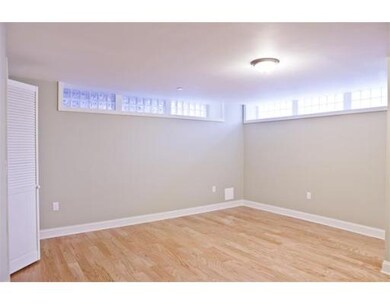 195 W 3rd St, Boston, MA 02127 - photo 2