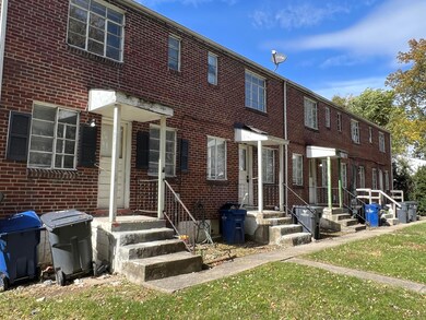 58 Collingwood Ave, Columbus, OH 43213 - photo 2