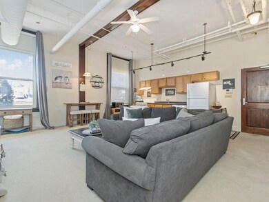 948 Main St unit 102, Waltham, MA 02451 - photo 6