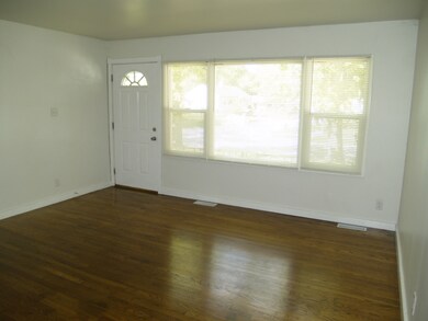 22431 Strassburg Ave, Sauk Village, IL 60411 - photo 2