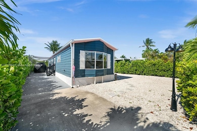 648 E Palm Ave, Marco Island, FL 34145 - photo 3