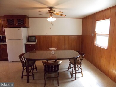 411 Benson Ave, Glenolden, PA 19036 - photo 7