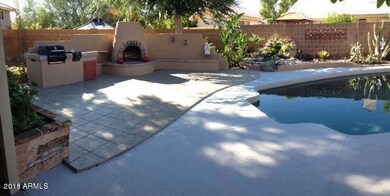 662 N Maple Pool Photo