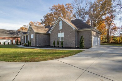 189 Old Stone Cir, Manchester, TN 37355 - photo 3