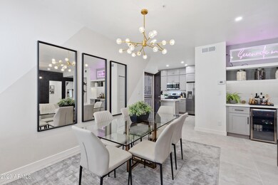 06-Dining Room