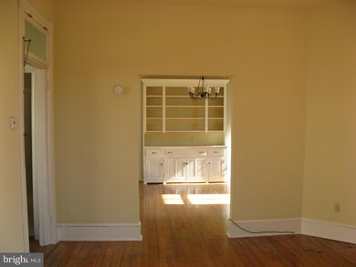 158 N Indian Aly, Winchester, VA 22601 - photo 4