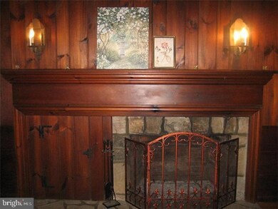 948 Englesville Hill Rd, Boyertown, PA 19512 - photo 6