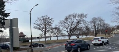 272 Main St unit 1, Wakefield, MA 01880 - photo 2